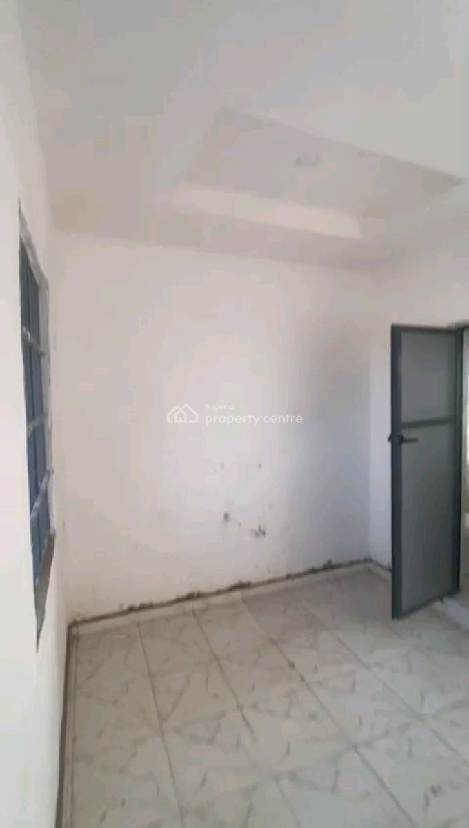 4 Nos of Newly Built Decent Spacious Mini Up Flat with 2t1b, Off Fetuga Street, Ladilak, Bariga, Shomolu, Lagos, Mini Flat (room and Parlour) for Rent