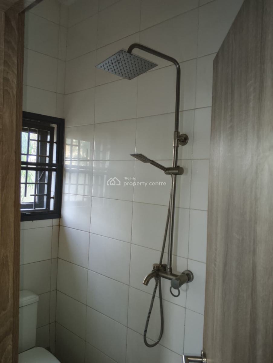 Standard and Spacious Three  ( 3) Bedrooms, Durumi, Abuja, Flat / Apartment for Rent