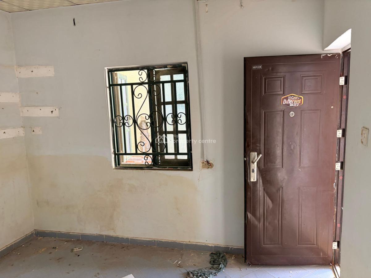 Well-located Studio Apartment in a Serene Neighbourhood, 6th Avenue, Gwarinpa, Abuja, Self Contain (single Rooms) for Rent