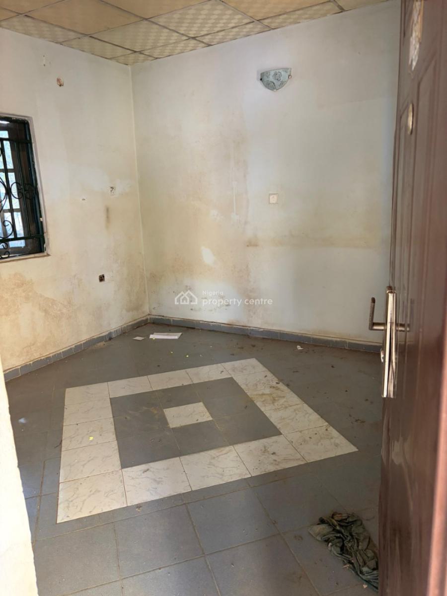 Well-located Studio Apartment in a Serene Neighbourhood, 6th Avenue, Gwarinpa, Abuja, Self Contain (single Rooms) for Rent