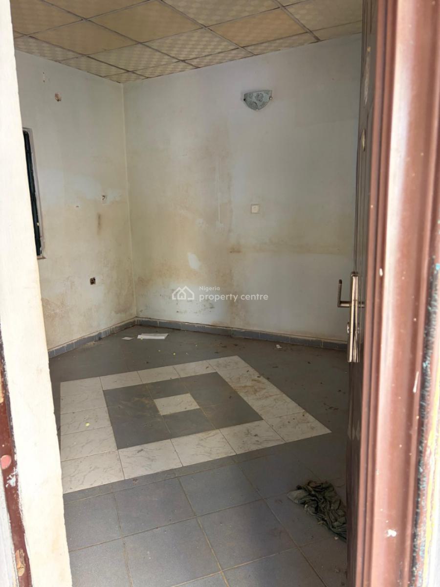 Well-located Studio Apartment in a Serene Neighbourhood, 6th Avenue, Gwarinpa, Abuja, Self Contain (single Rooms) for Rent