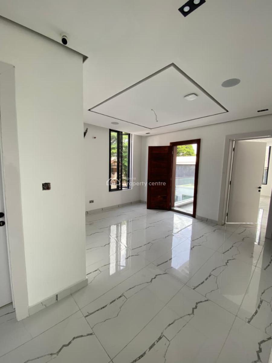 a Lovely 5 Bedroom Fully Detached Duplex, Uniquely Positioned Home with a Cinema, Rooftop, Pool, Bq, Lekki Phase 1, Lekki, Lagos, Detached Duplex for Sale