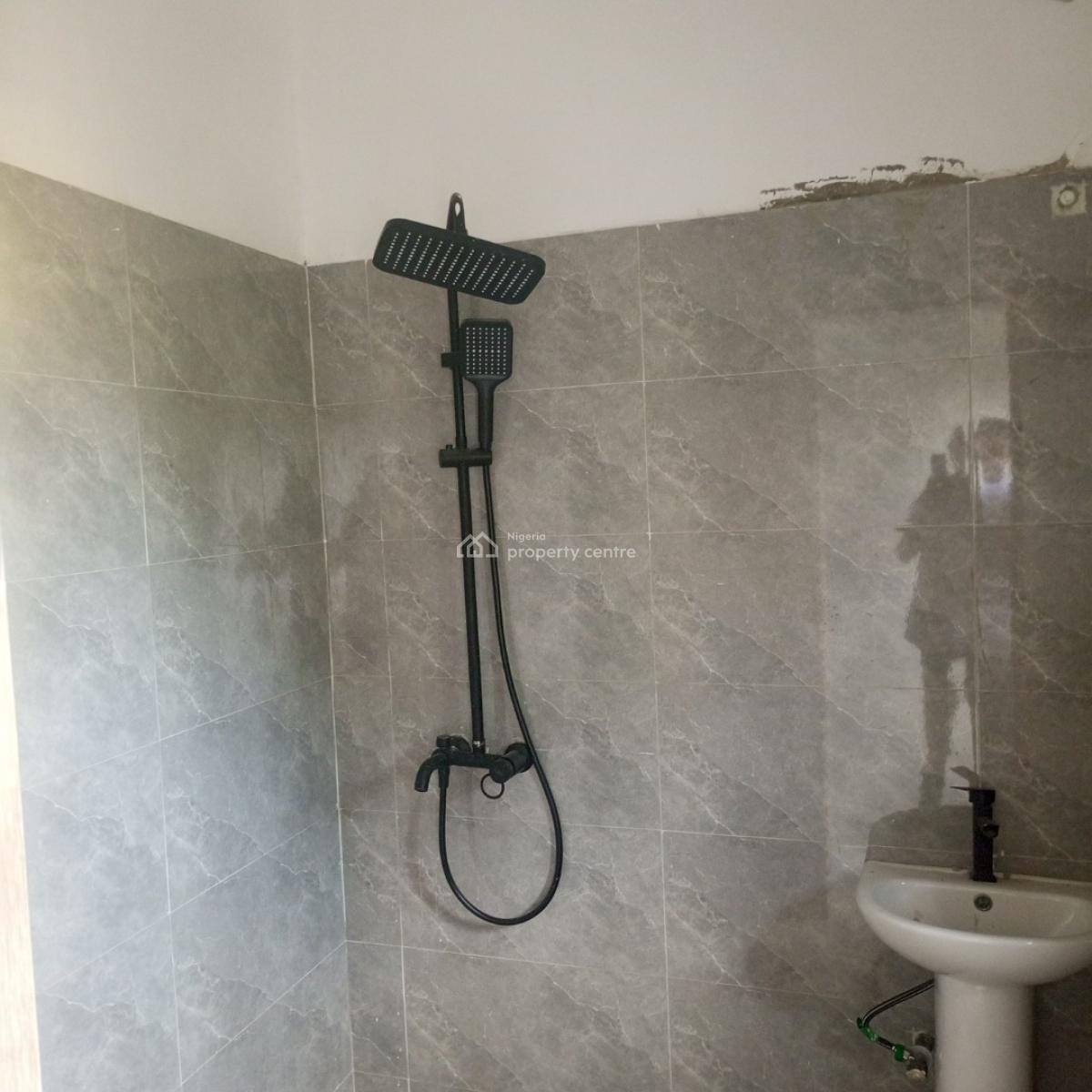 Three Bedroom Apartment, Ado Road, Ado, Ajah, Lagos, Flat / Apartment for Rent