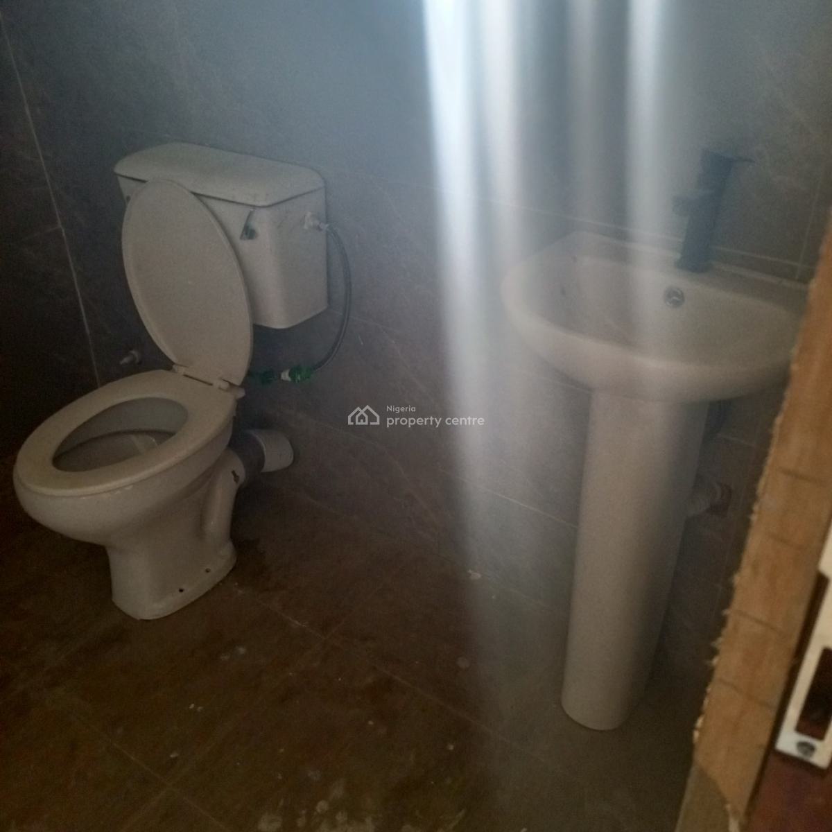 Three Bedroom Apartment, Ado Road, Ado, Ajah, Lagos, Flat / Apartment for Rent