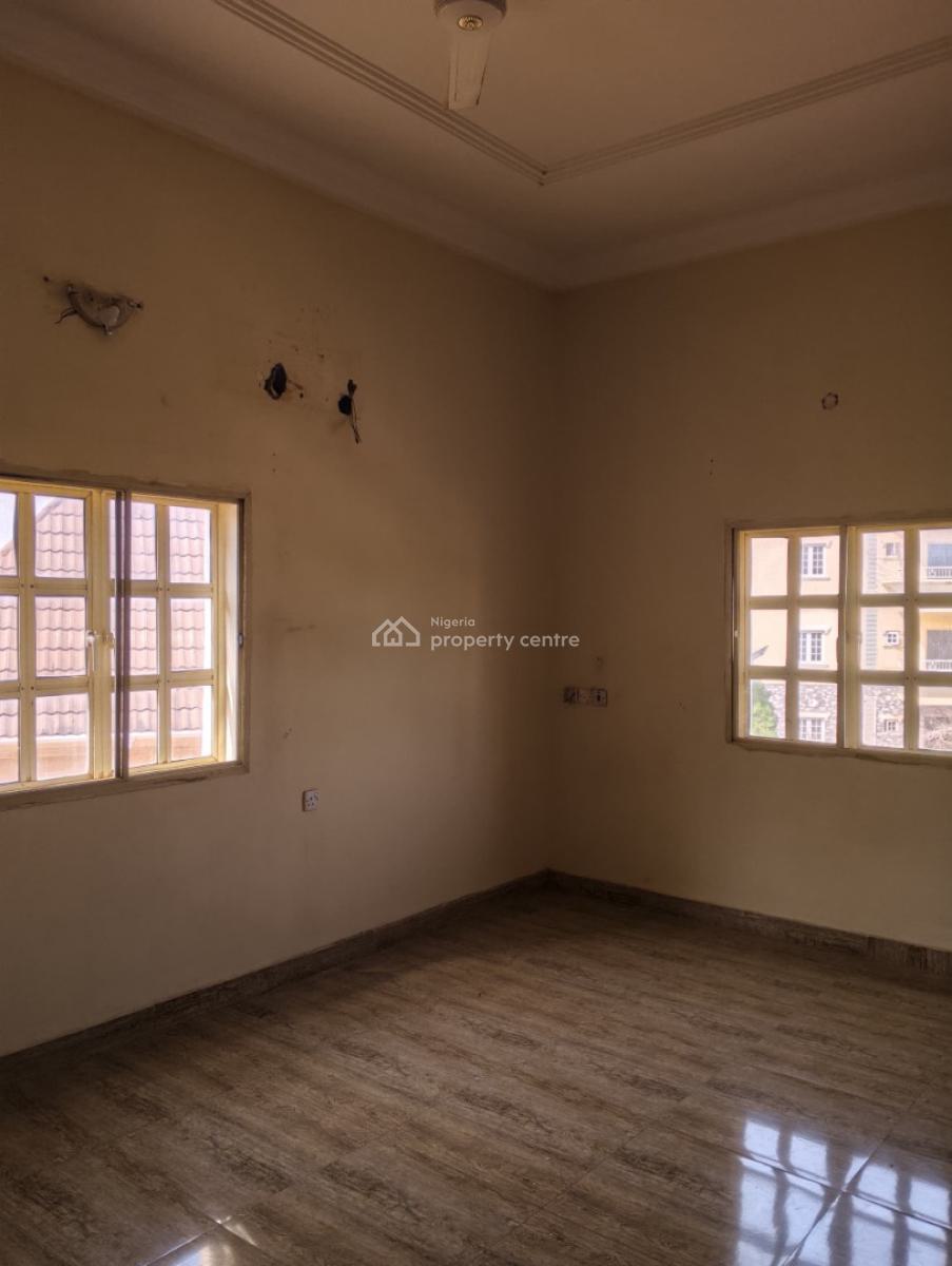Luxurious 3 Bedroom Flat, American International School Axis, Durumi, Abuja, Flat / Apartment for Rent