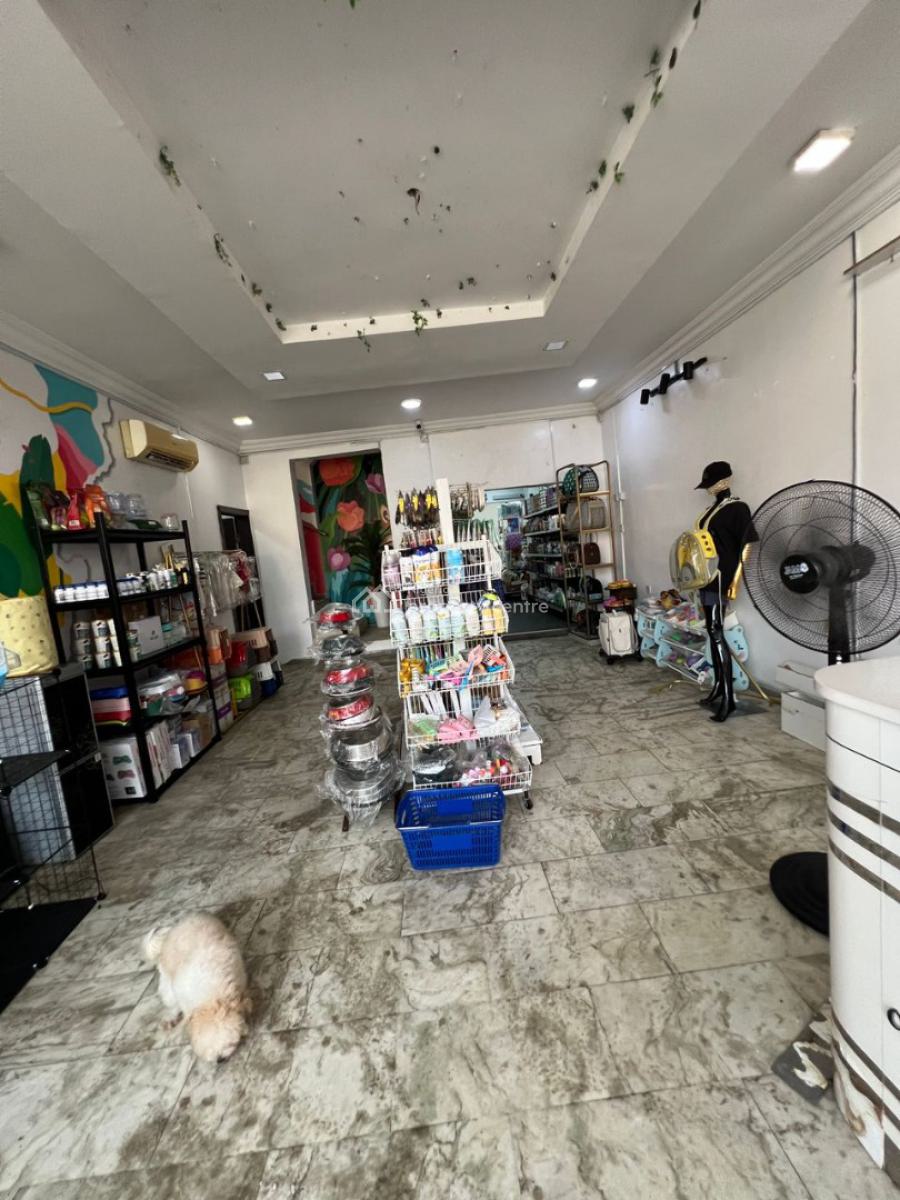 Spacious Shop Space, Off Admiralty Way, Lekki, Lagos, Shop for Rent