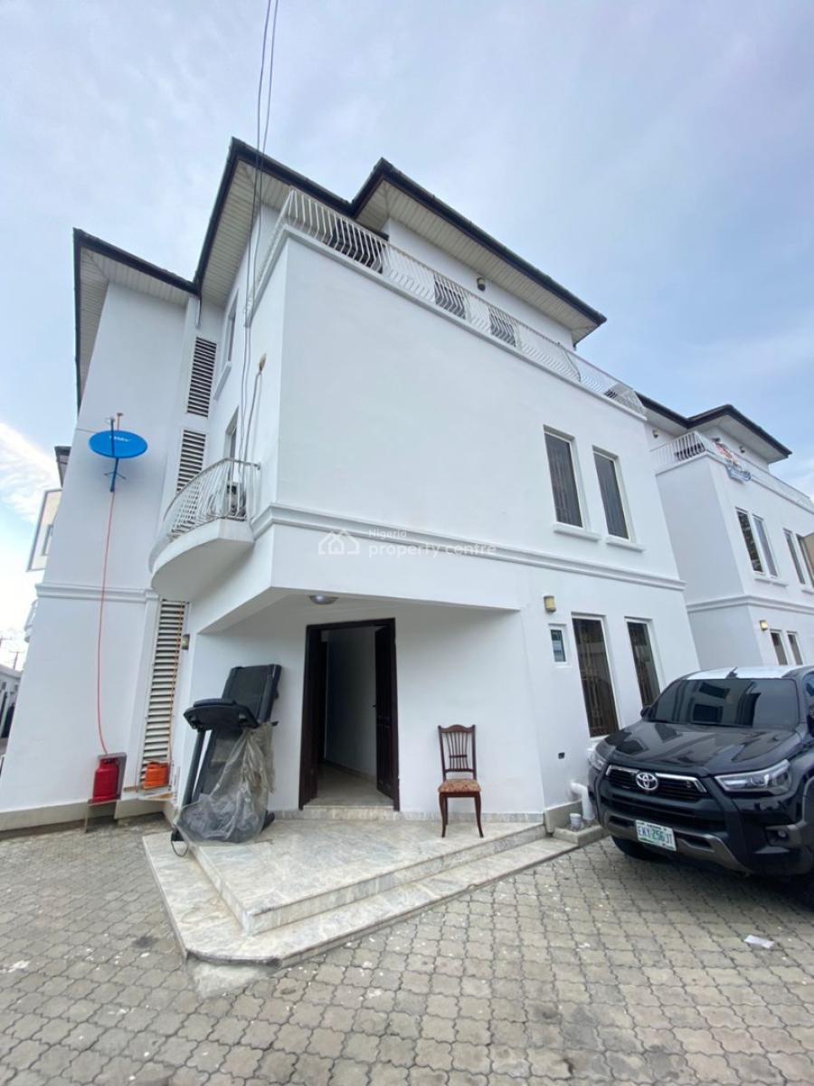 Fully Service 1 Bedroom Apartment, Lekki Phase 1, Lekki Phase 1, Lekki, Lagos, Mini Flat (room and Parlour) for Rent