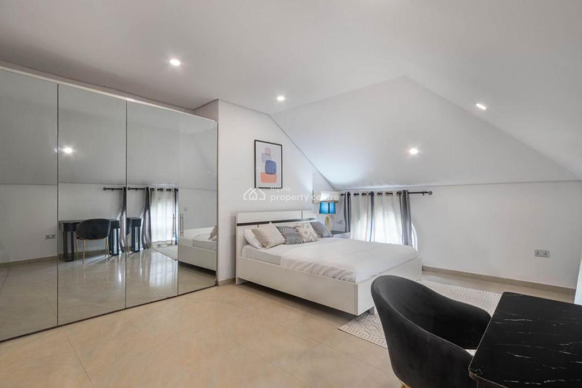 Waterfront 3 Bedroom Apartment, Lekki Phase 1, Lekki, Lagos, Flat / Apartment Short Let