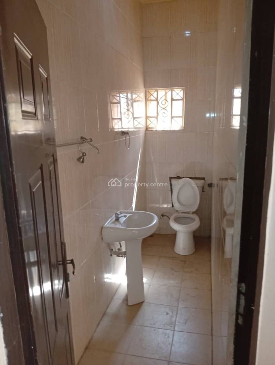 Massive 3 Bedroom Apartment with Two Living Rooms, Nicole Junction Axis, Katampe (main), Katampe, Abuja, Flat / Apartment for Rent