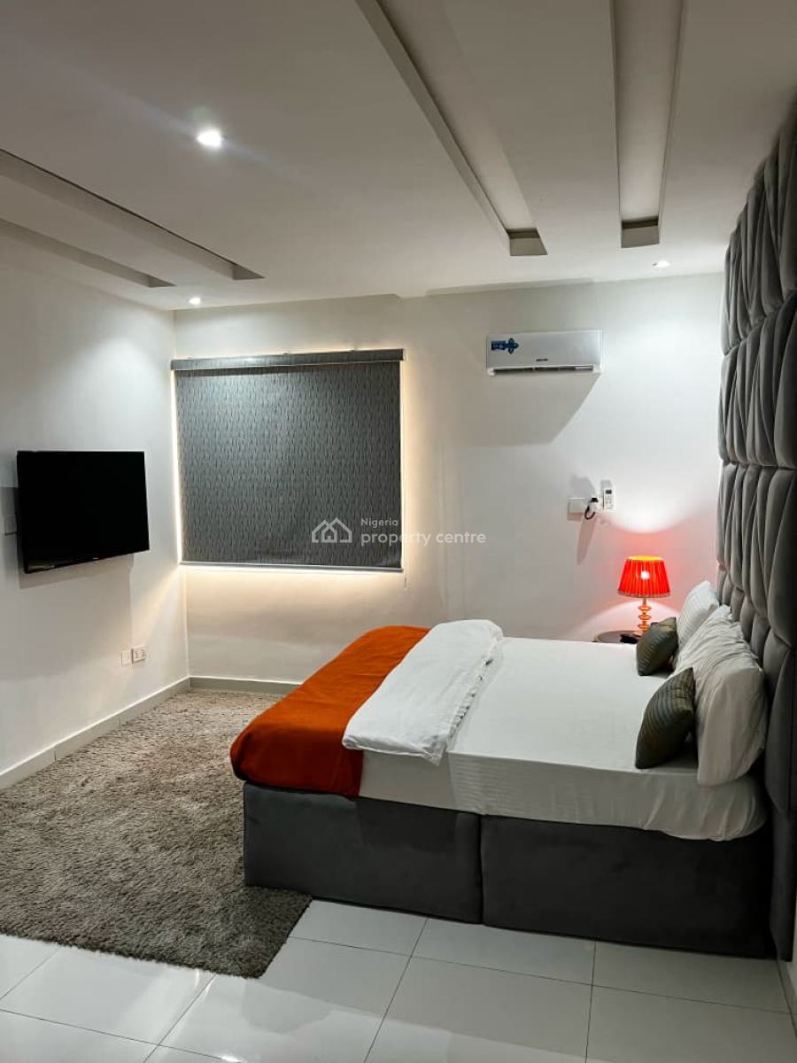 Brand New 2bedroom Triplex Apartment with  Snooker  Ps5  Table T, Lekki Phase 1, Lekki, Lagos, Flat / Apartment Short Let