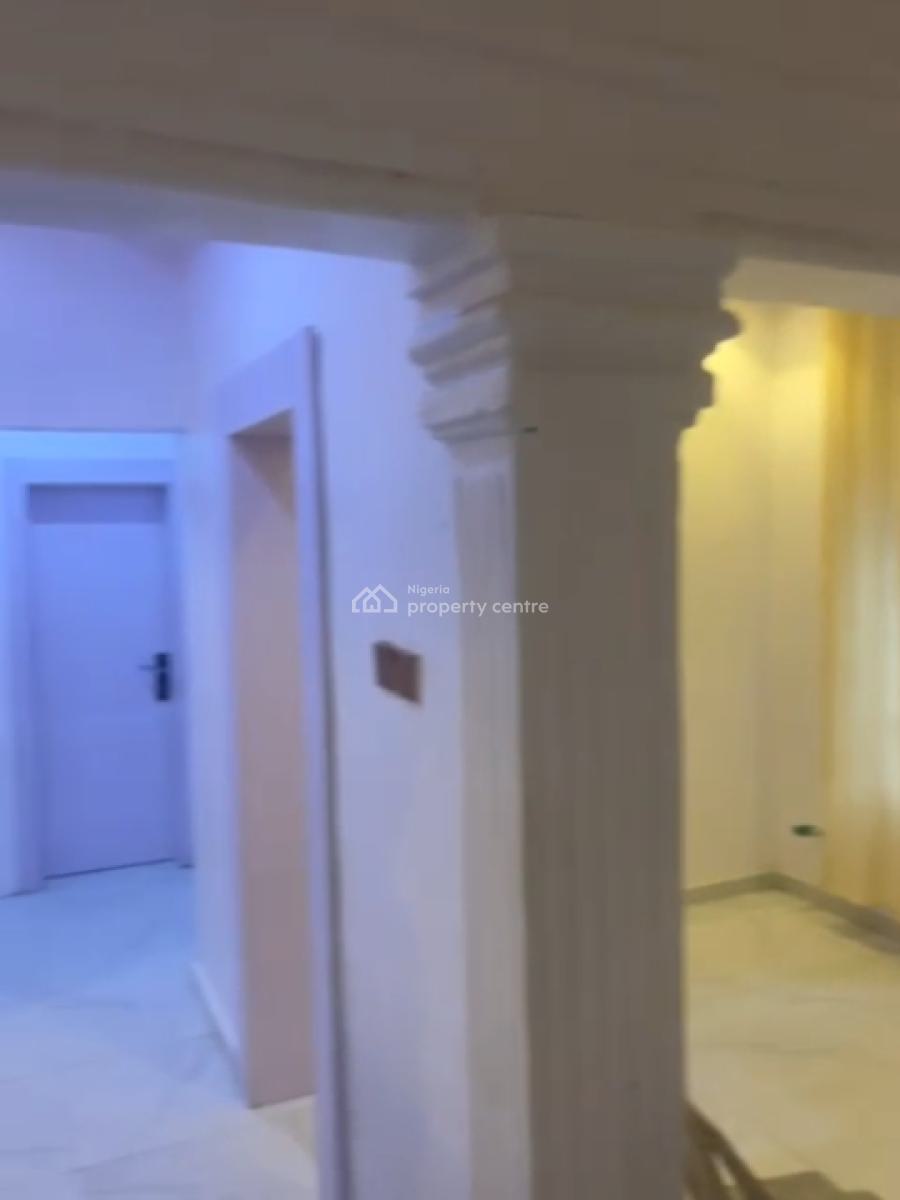 Well Maintained 2bedroom Flat, Alatinse, Bogije, Ibeju Lekki, Lagos, Flat / Apartment for Rent