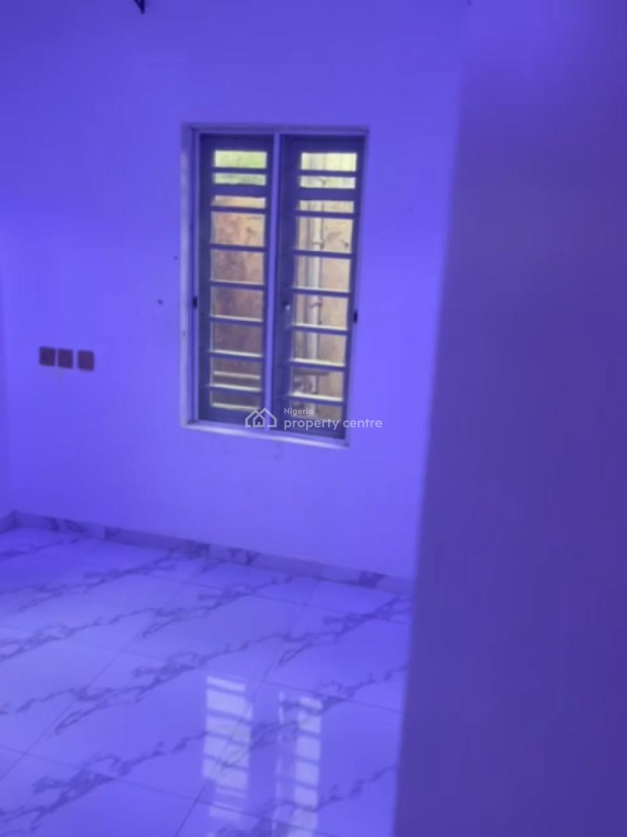 Well Maintained 2bedroom Flat, Alatinse, Bogije, Ibeju Lekki, Lagos, Flat / Apartment for Rent