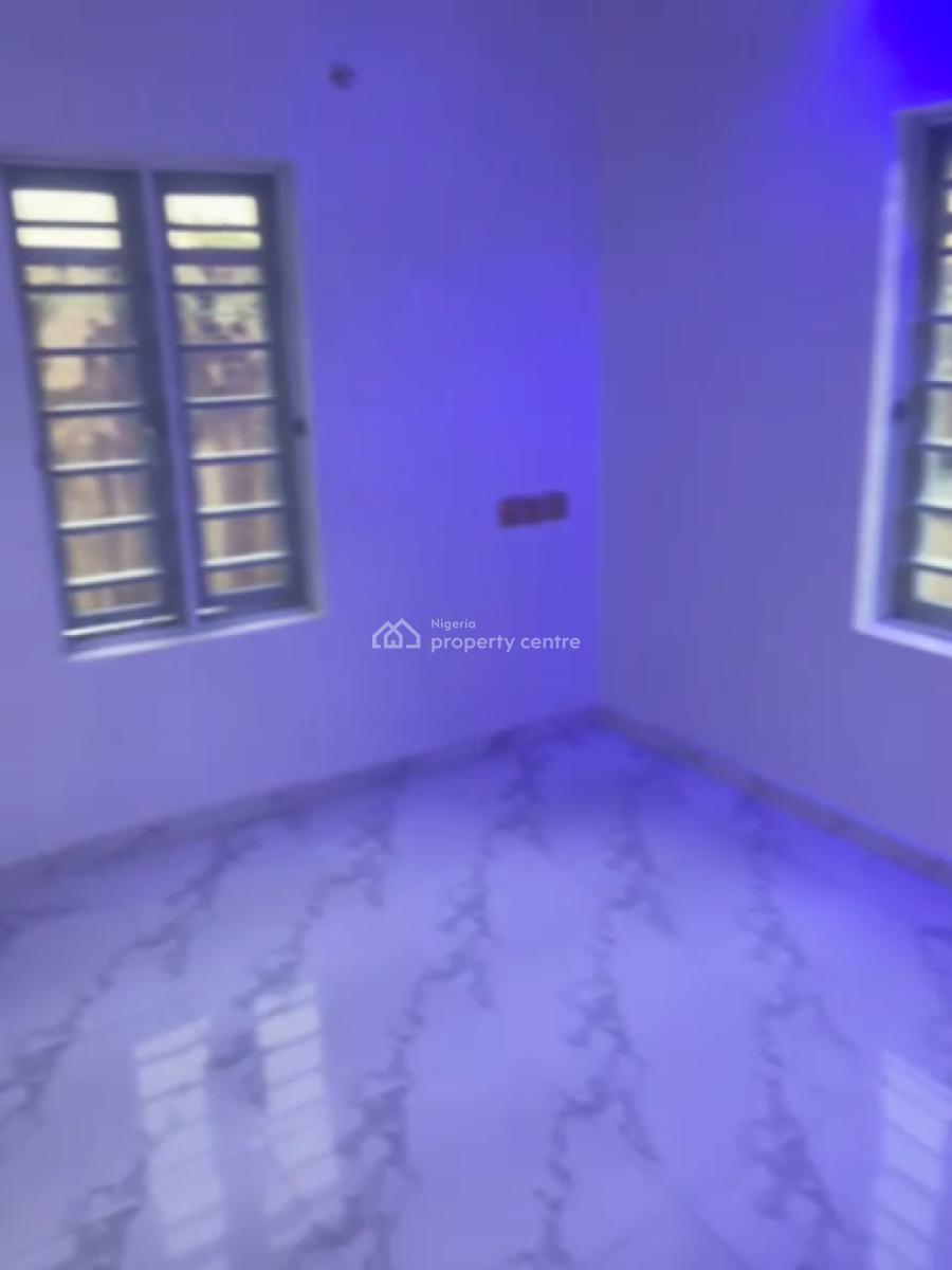 Well Maintained 2bedroom Flat, Alatinse, Bogije, Ibeju Lekki, Lagos, Flat / Apartment for Rent