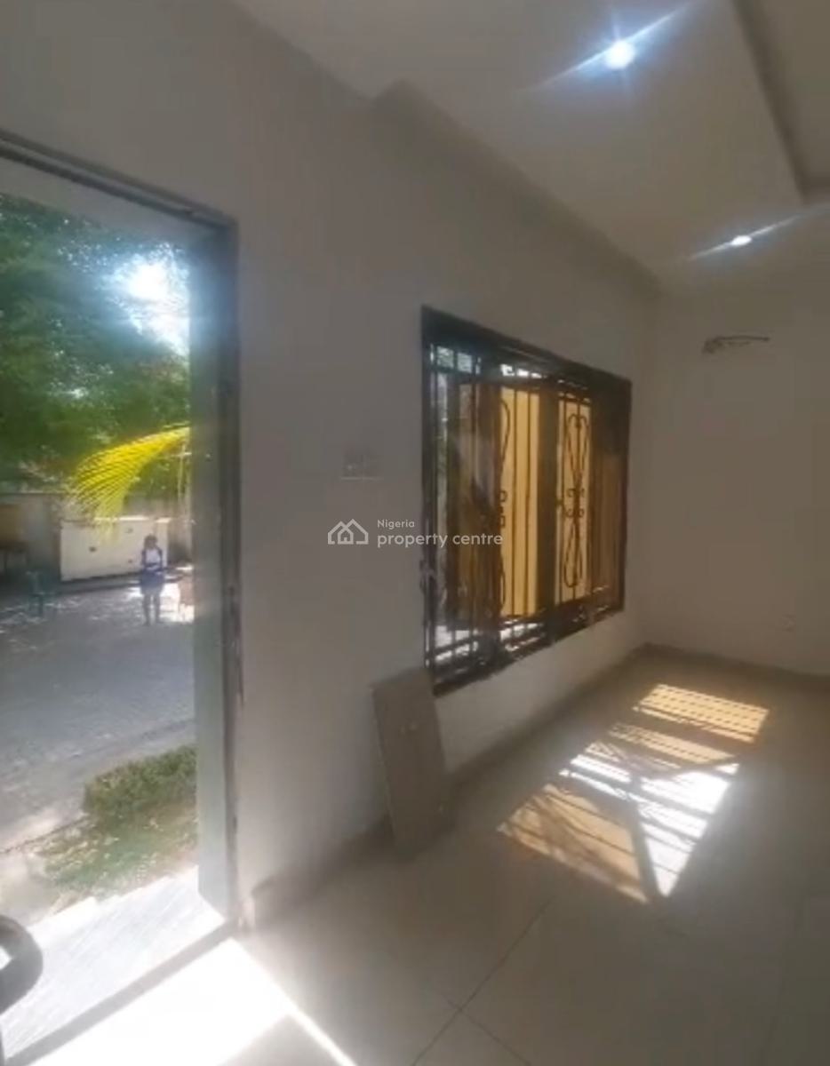 4 Bedroom Terrace Duplex with a Bq (cornerpiece)., Main, Guzape District, Abuja, Terraced Duplex for Rent