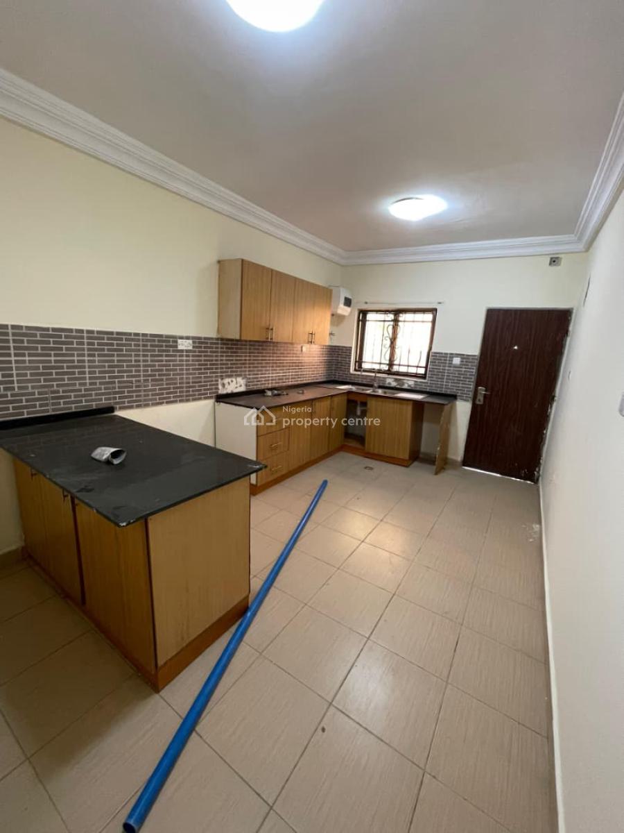 4 Bedrooms Terraced Duplex with a Bq (cornerpiece)., Guzape District, Abuja, Terraced Duplex for Rent