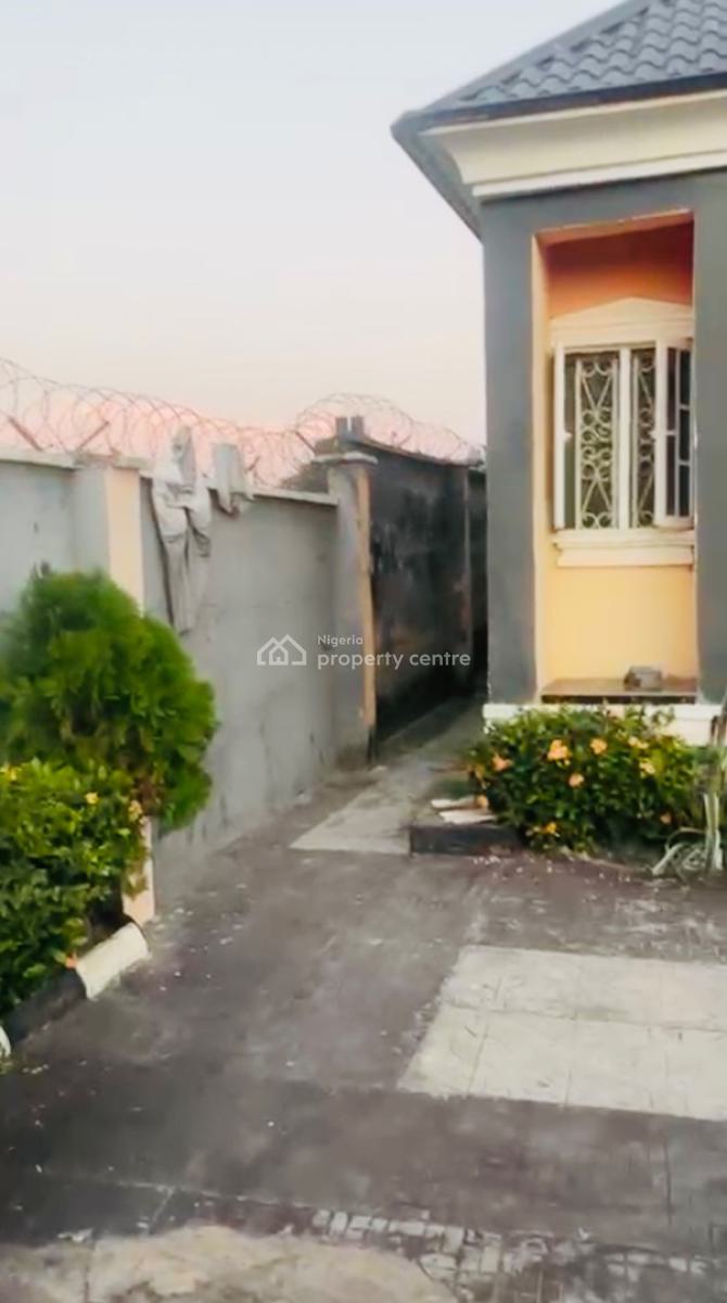 4-bedroom Bungalow -- Gwagwalada, Abuja, Gwagwalada, Abuja, Detached Bungalow for Sale