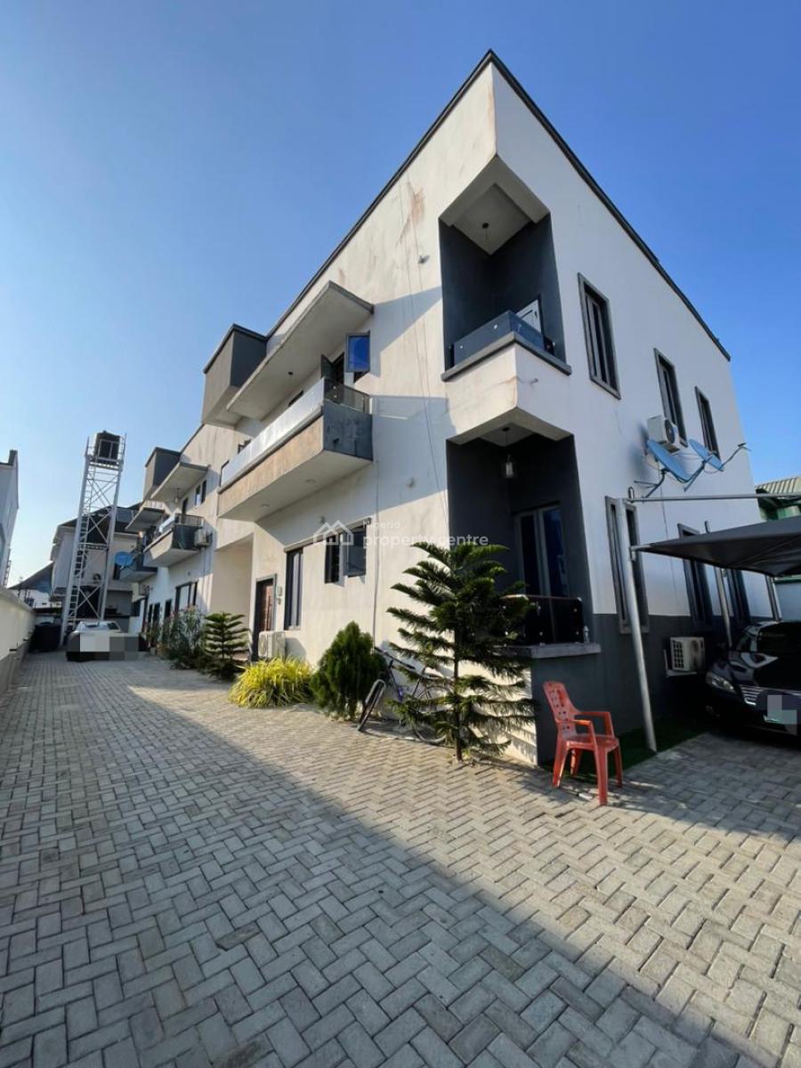 2 Bedroom Flat, Crest Villa Estate, Ologolo, Lekki, Lagos, Flat / Apartment for Rent