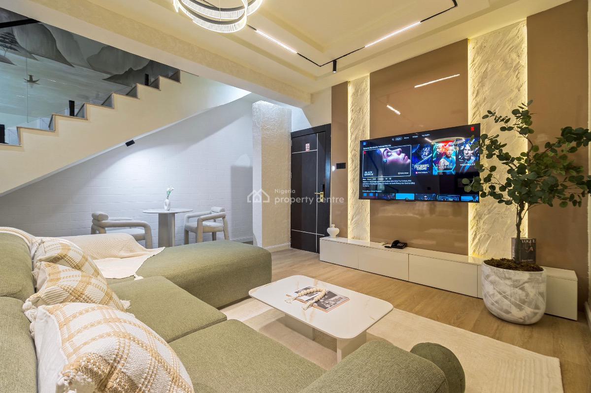 -a Brand New Luxury 2 Bedroom  with Swimming Pool, Ps5, Gym, Bal, Lekki Phase 1, Lekki, Lagos, Flat / Apartment Short Let