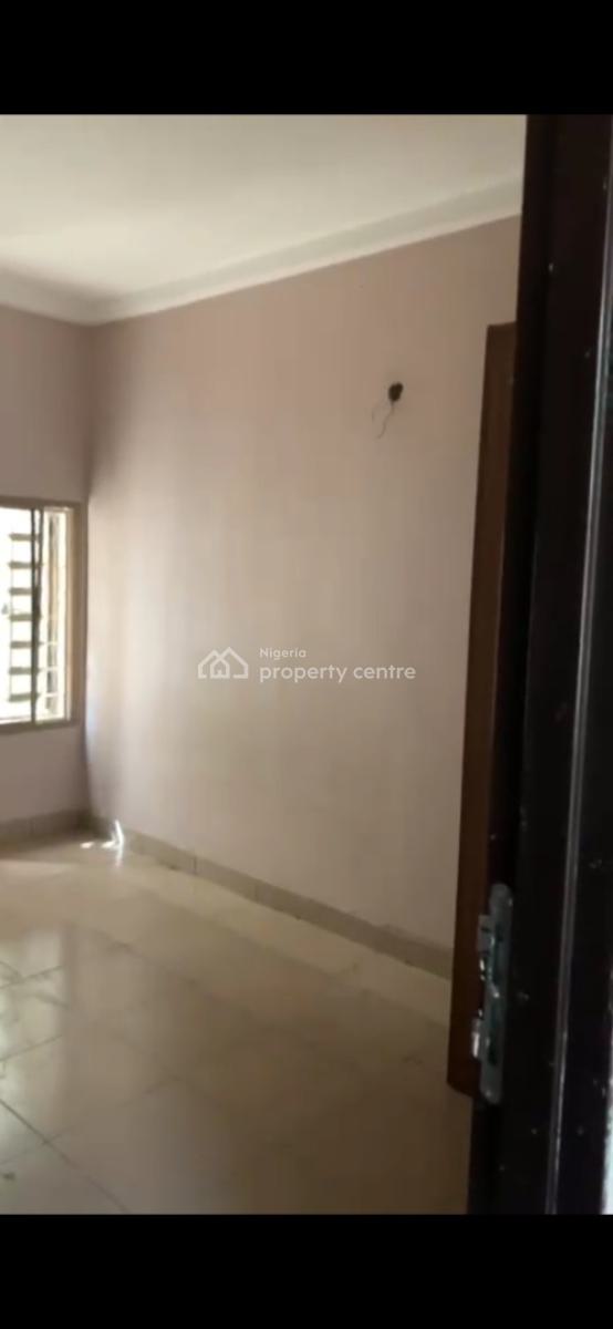 Neat and Spacious Self Contain Apartment, 2nd Avenue, Gwarinpa, Abuja, Self Contain (single Rooms) for Rent