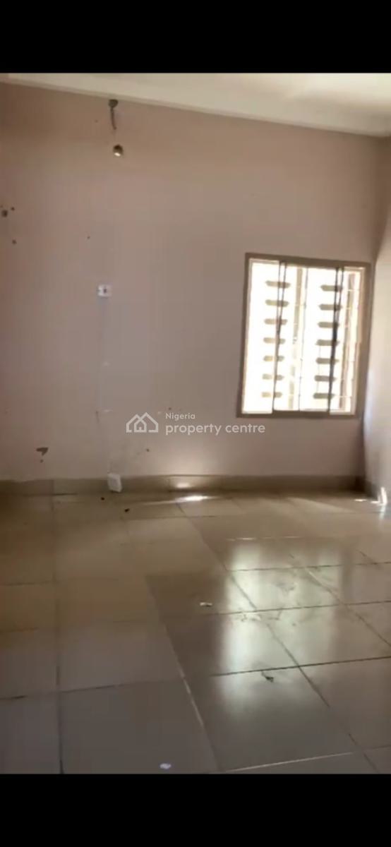 Neat and Spacious Self Contain Apartment, 2nd Avenue, Gwarinpa, Abuja, Self Contain (single Rooms) for Rent