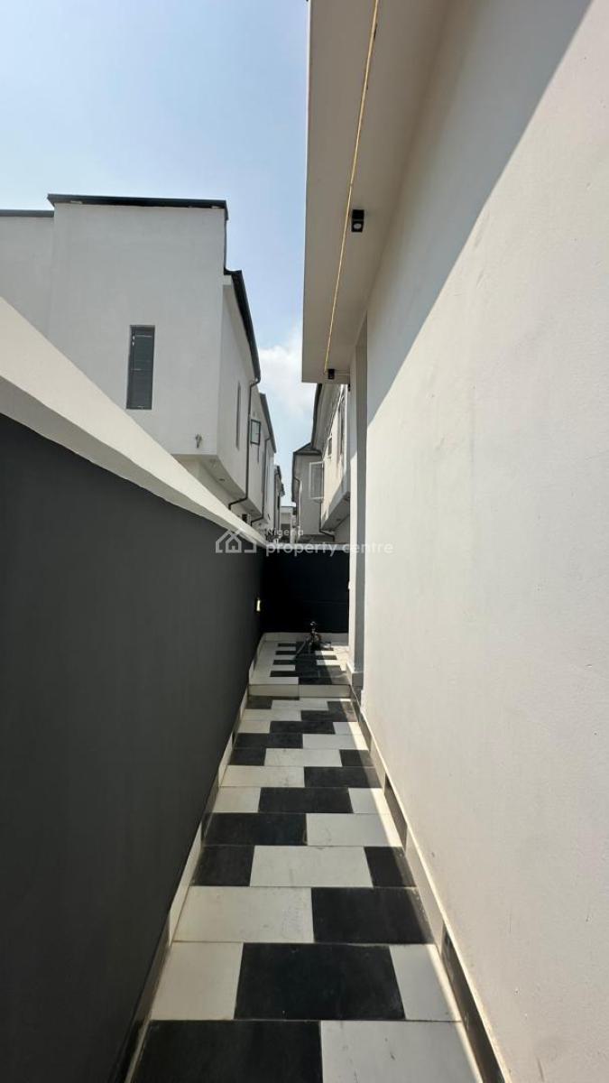 Luxury 5 Bedroom Fully Detached Duplex with Bq & Pool, By Chevron Toll Gate, Lekki, Lagos, Detached Duplex for Sale