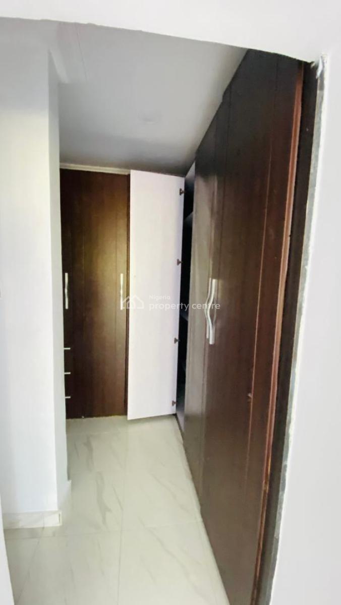 Luxury 4 Bedroom Terraced Duplex in an Estate, Lekki Phase 1, Lekki, Lagos, Terraced Duplex for Rent