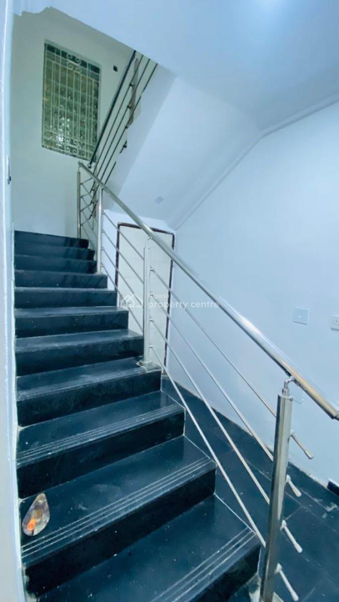 Luxury 4 Bedroom Terrace Duplex in Lekki Phase 1, Lekki Phase 1, Lekki, Lagos, Flat / Apartment for Rent