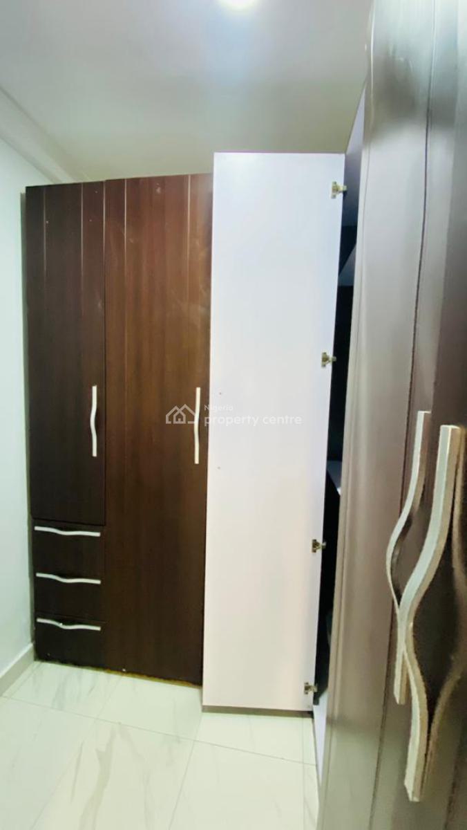 Luxury 4 Bedroom Terrace Duplex in Lekki Phase 1, Lekki Phase 1, Lekki, Lagos, Flat / Apartment for Rent