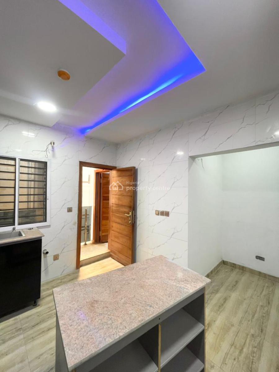 Luxury 2 and 3 Bedroom Apartments with Pool & Elevator, Lekki Phase 1, Lekki, Lagos, Flat / Apartment for Sale