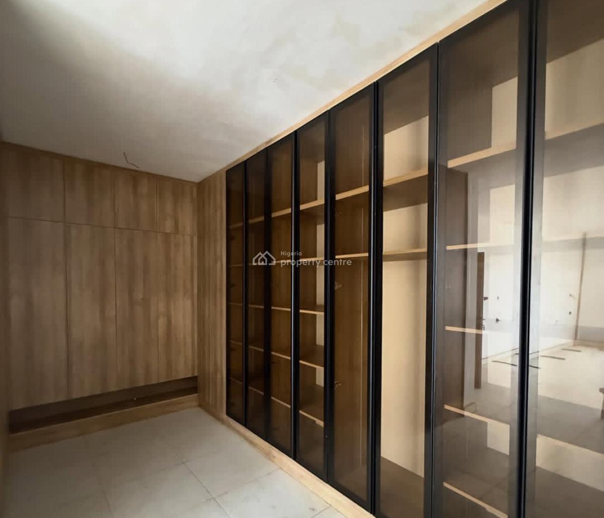 6 Bedrooms Detached Duplex with Bq, Mabushi, Abuja, Detached Duplex for Sale