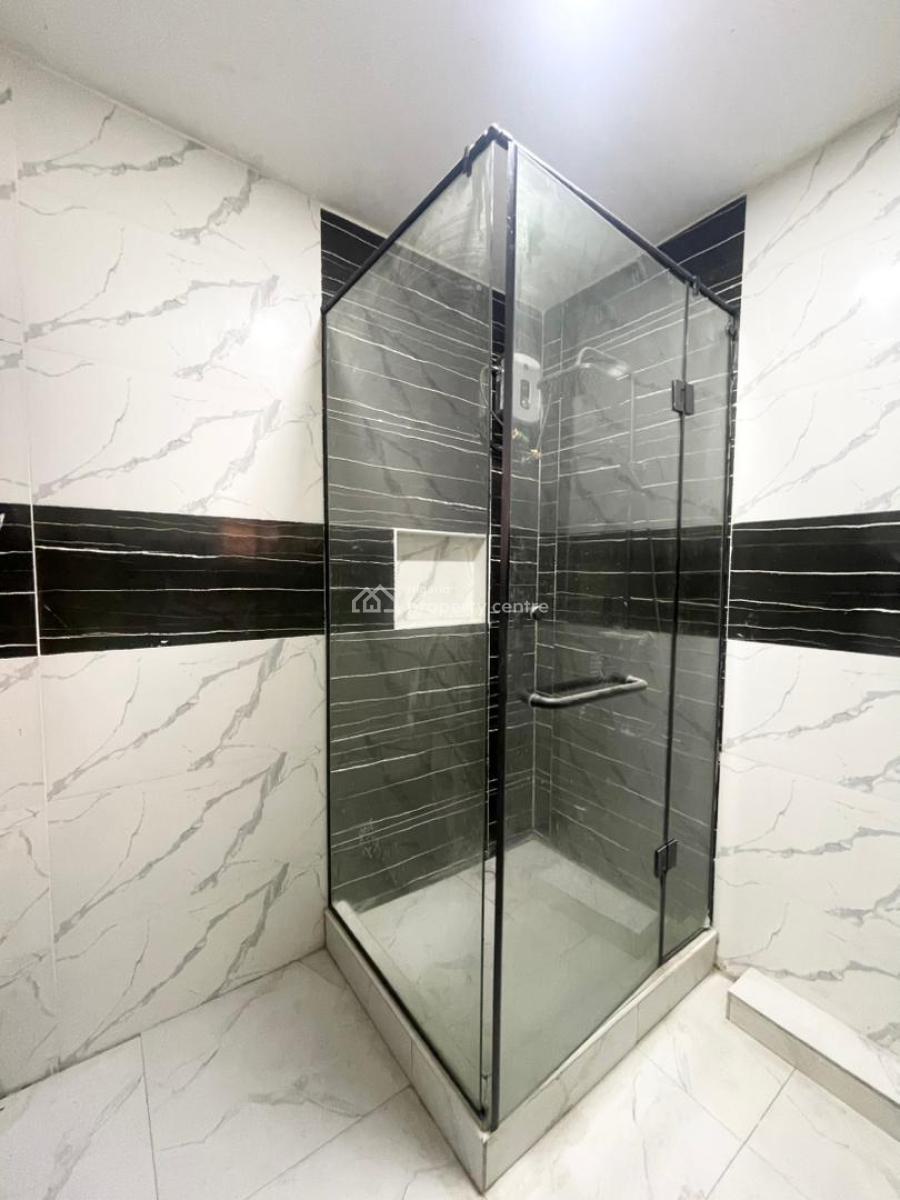 Luxury 3-bedroom Apartment with Pool and Elevator, Lekki Phase 1, Lekki, Lagos, Flat / Apartment for Sale