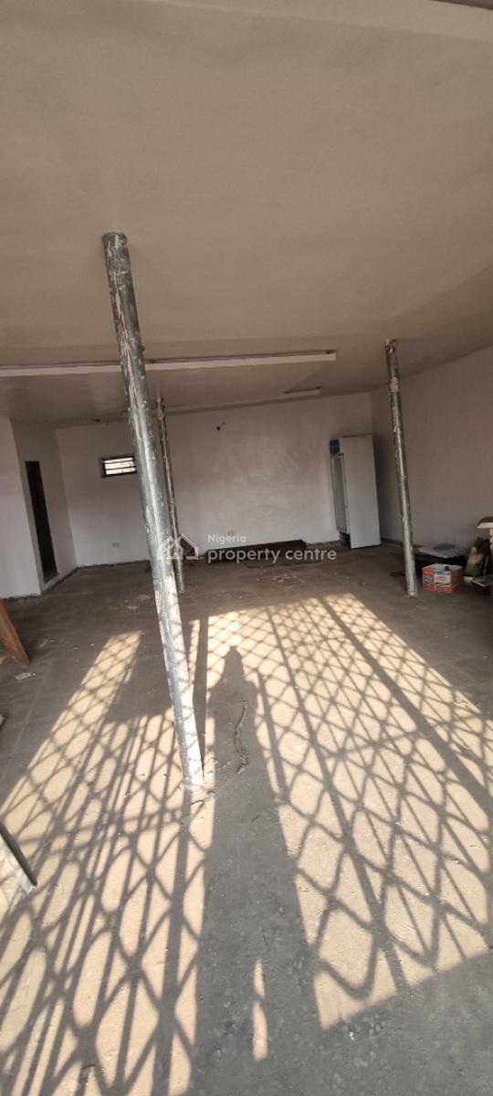 an Open Office Space Facing Junction Road Viable for Commercial, Okun-ajah Junction Lekki Eti-osa Ajah, Lekki, Lagos, Shop for Rent