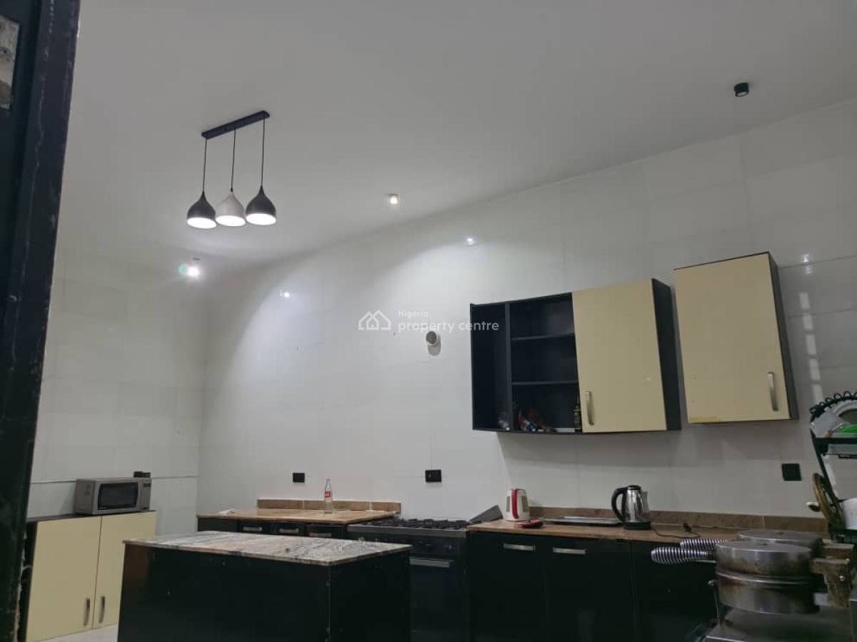 5 Bedroom Detached Duplex with Bq, Hill Side, Mpape, Abuja, Detached Duplex for Sale