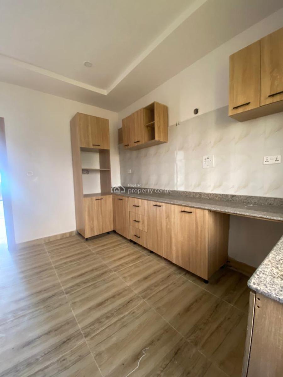Newly Built 2 Bedroom En-suite Flat with Fitted Kitchen Cabinets/pantr, Sangotedo, Ajah, Lagos, Flat / Apartment for Rent