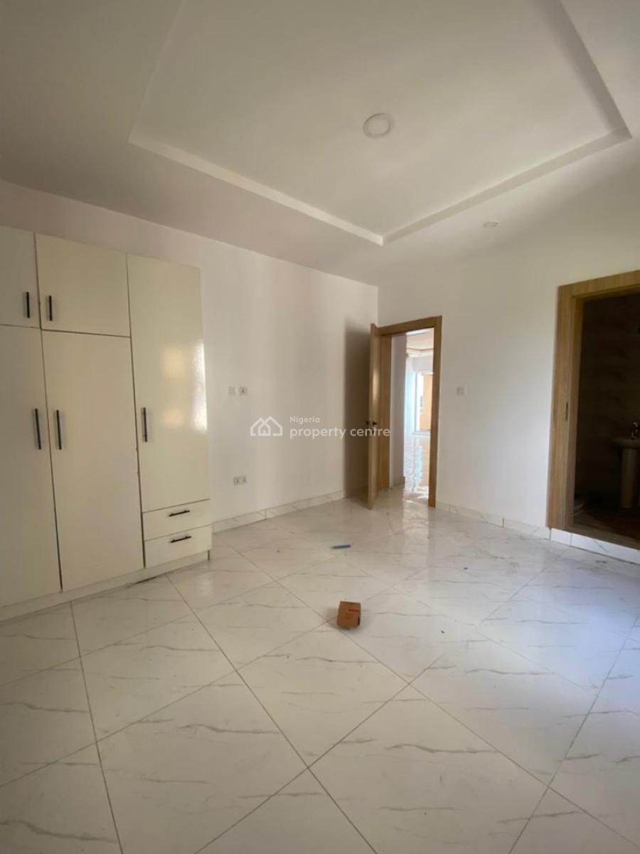 Newly Built 2 Bedroom En-suite Flat with Fitted Kitchen Cabinets/pantr, Sangotedo, Ajah, Lagos, Flat / Apartment for Rent