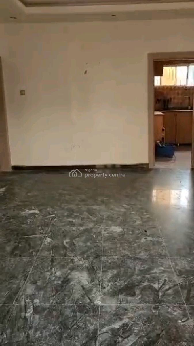 Decent 3 Bedrooms Up Flat All Rooms Ensuite N Guest Toilet All Tiled, Medina Estate, Medina, Gbagada, Lagos, Flat / Apartment for Rent