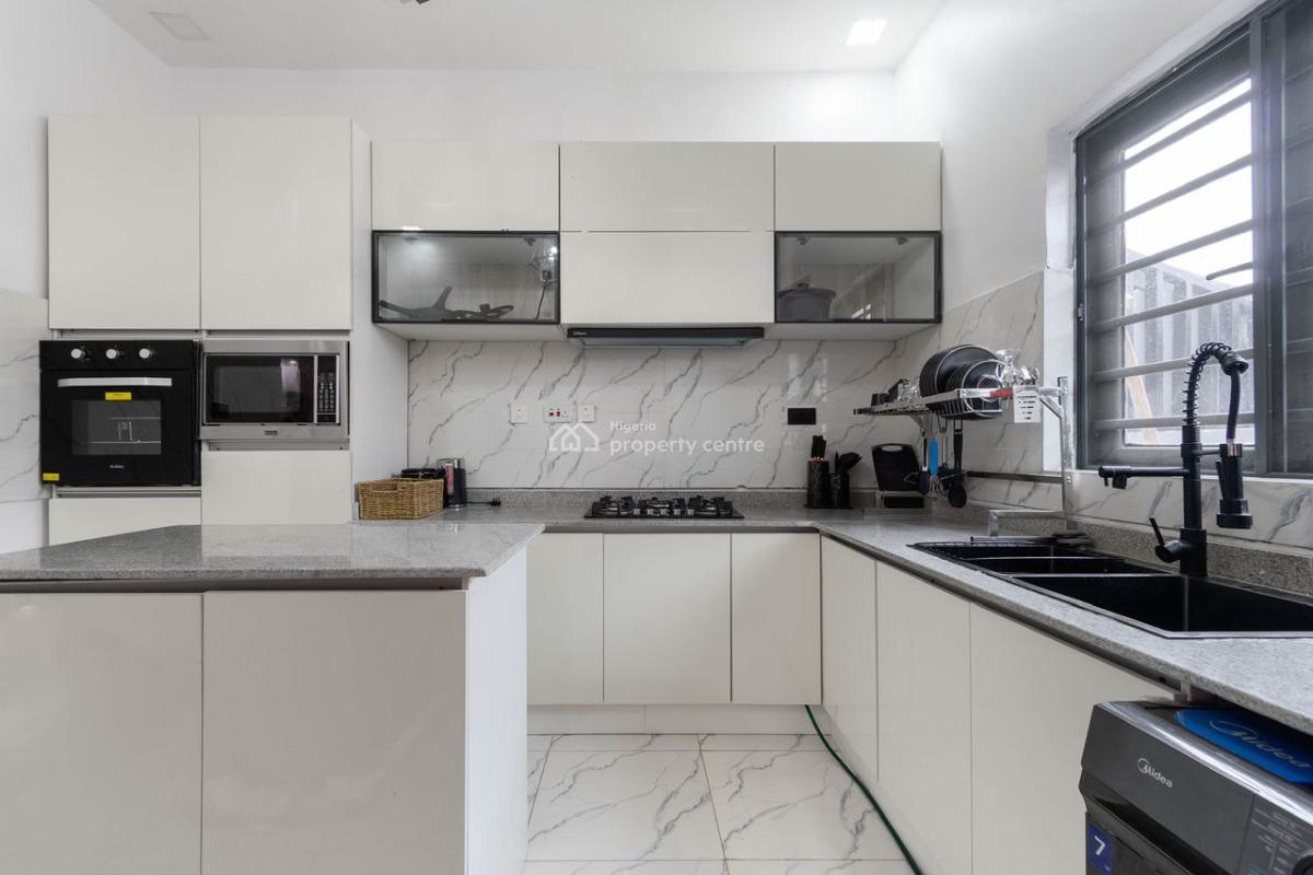 Luxury 4 Bedroom Apartment, Ikate, Lekki, Lagos, Flat / Apartment Short Let