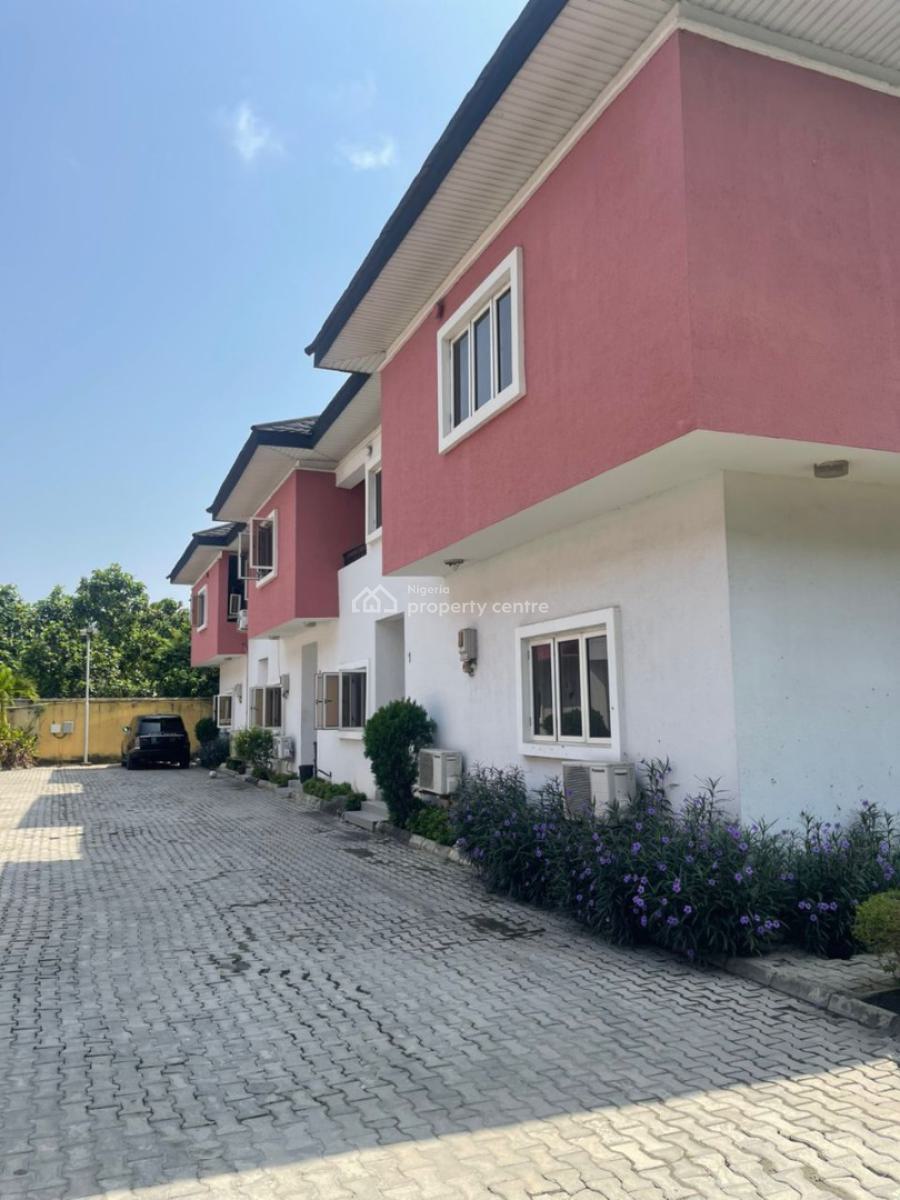 Serviced 4bedroom Terrace Duplex Secured Estate, Secured Estate, Osapa, Lekki, Lagos, Terraced Duplex for Rent