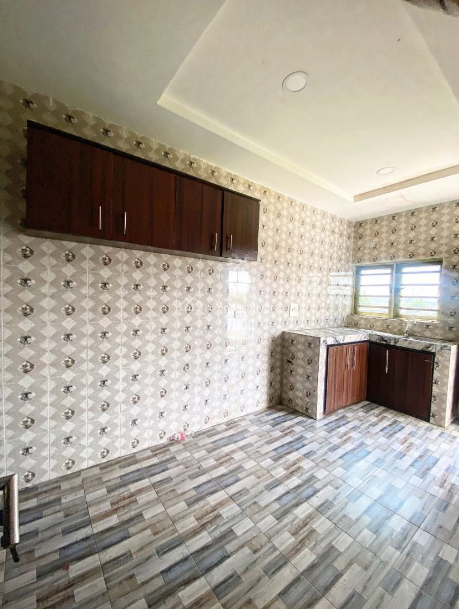 Exotic 2 Bedroom Flat with Pop Ceilings, Off Rumuokwurushii Tank Atali Eneka Road, Rumuokwurusi, Port Harcourt, Rivers, Flat / Apartment for Rent