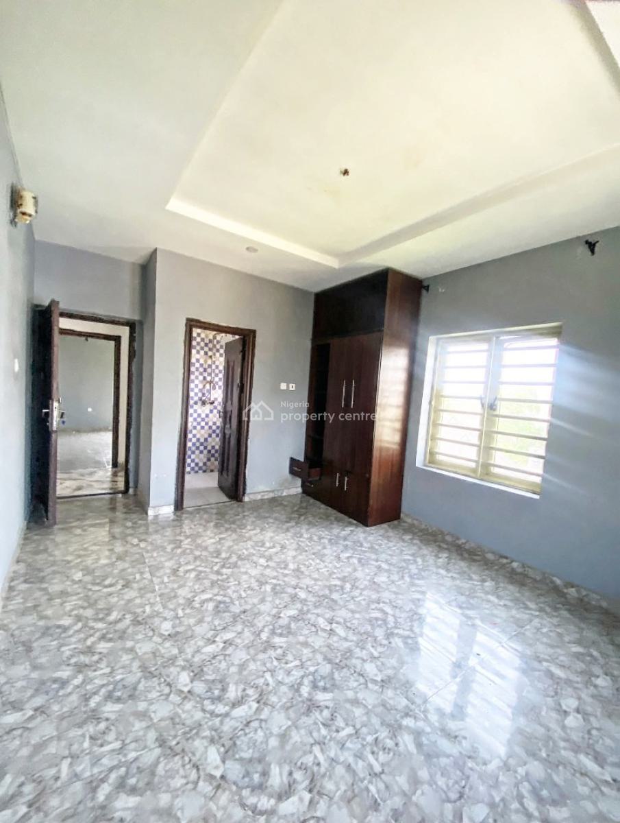 Exotic 2 Bedroom Flat with Pop Ceilings, Off Rumuokwurushii Tank Atali Eneka Road, Rumuokwurusi, Port Harcourt, Rivers, Flat / Apartment for Rent