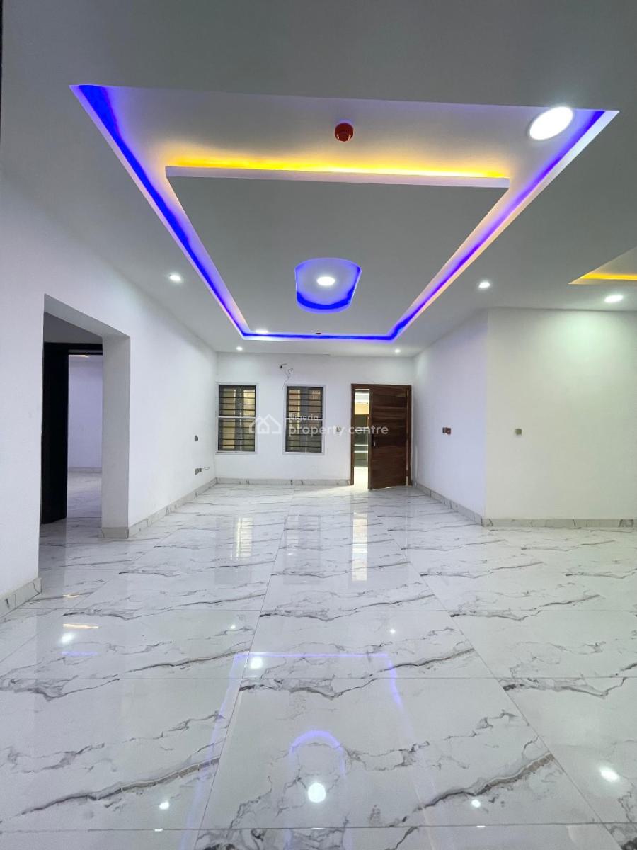 3 Bedroom Apartment with with Amazing Facilities, Lekki Phase 1, Lekki, Lagos, Terraced Duplex for Sale