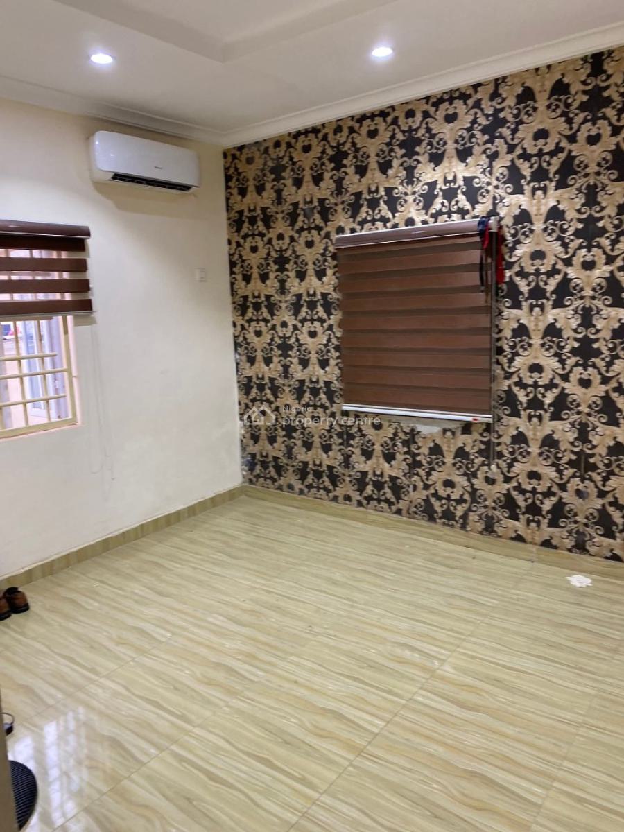 Spacious Two Bedroom Bq, Efab Queen Lokogoma, Lokogoma District, Abuja, Flat / Apartment for Rent