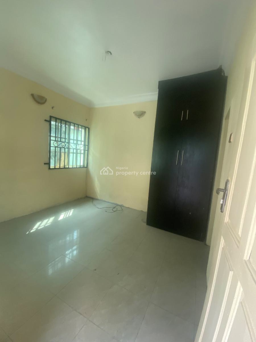 5bedroom Self Compound with a Bq Selfcon, Abraham Adesanya Bus Stop, Ajah, Lagos, Semi-detached Duplex for Rent