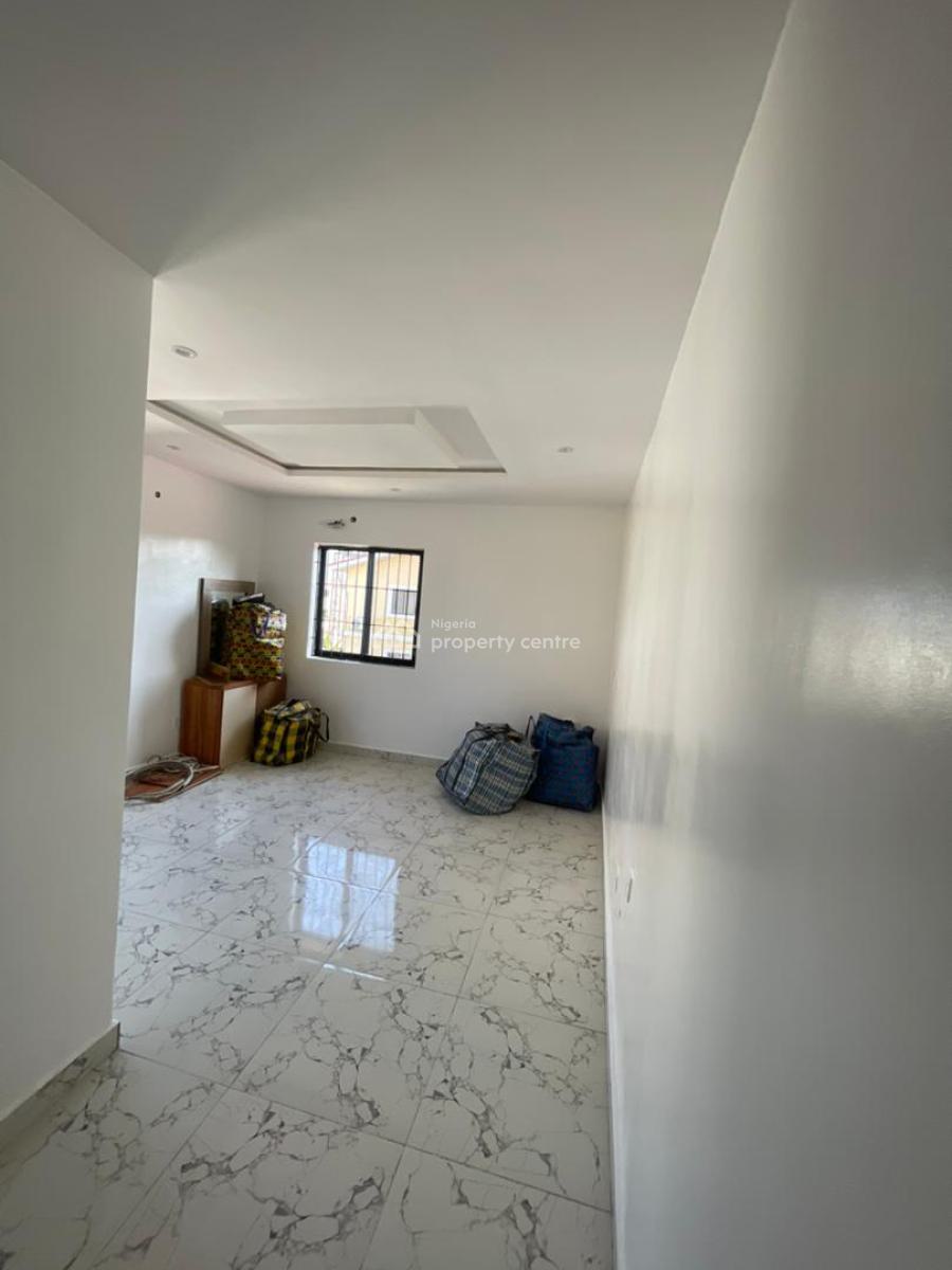 Newly Renovated 3bedroom Terraced Apartment, Orchid Road, Lekki, Lagos, Terraced Duplex for Rent