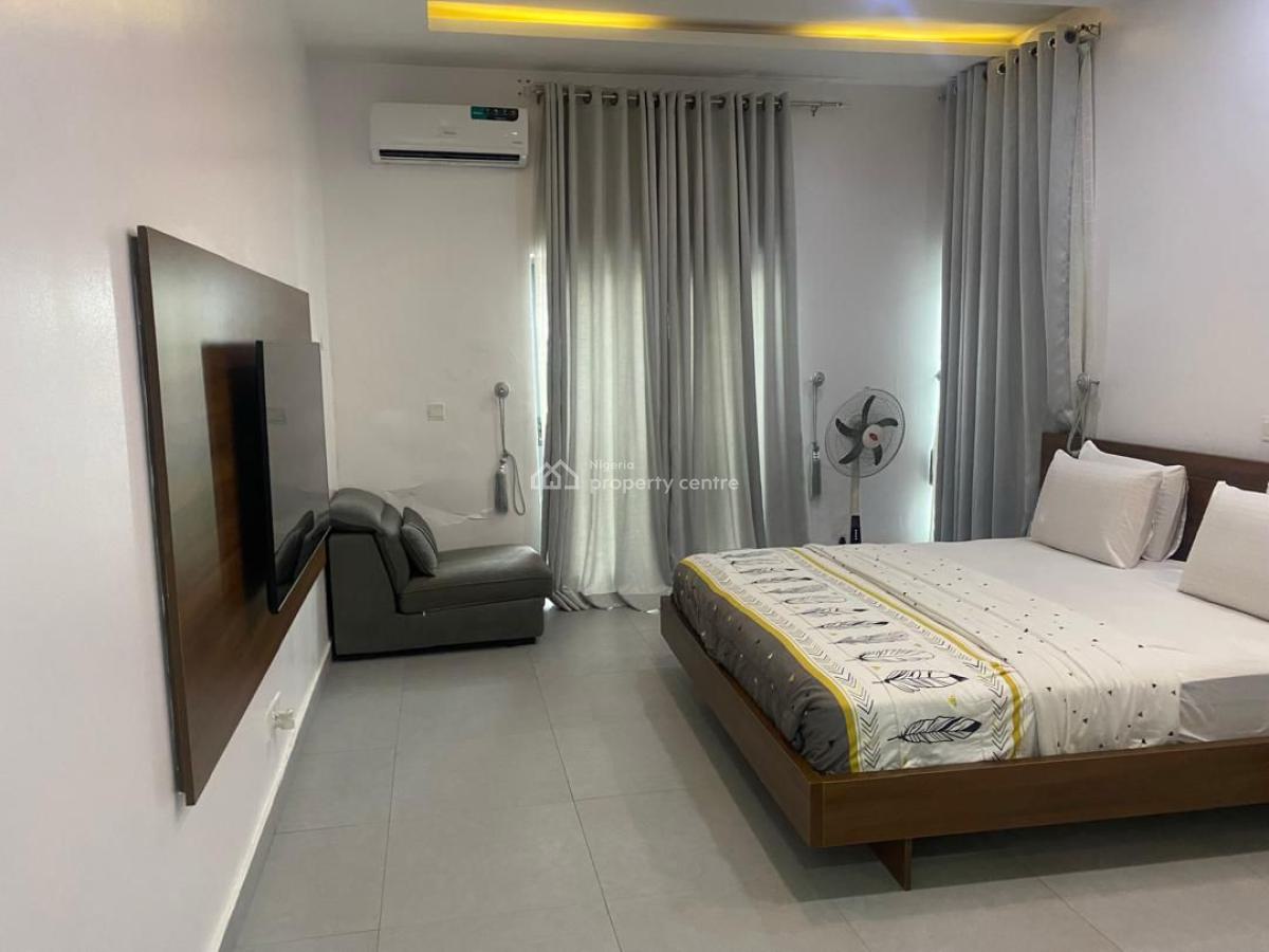 1-bedroom Apartment with City View, Victoria Island (vi), Lagos, Mini Flat (room and Parlour) for Sale