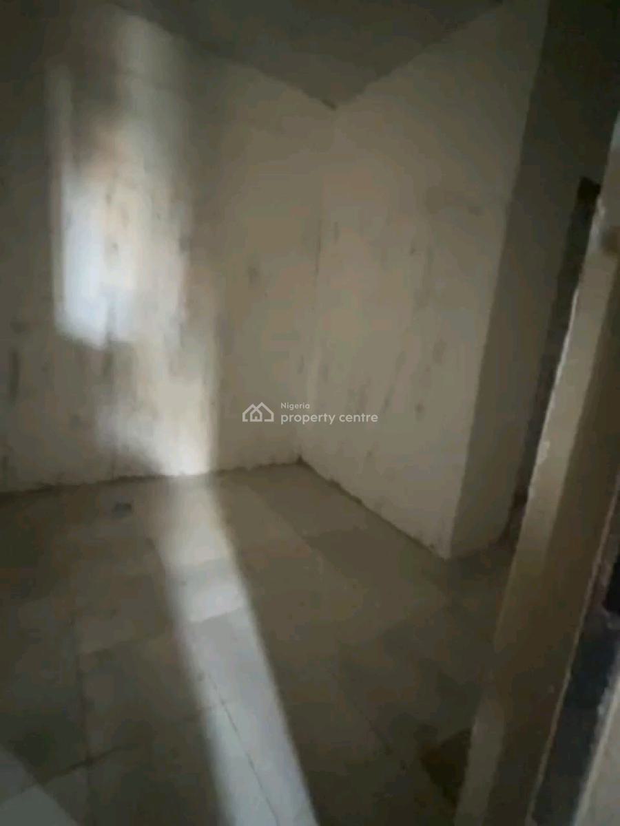 *spacious Mini Flat with 2 Toilets, Tarred Road,, Sabo, Yaba, Lagos, Mini Flat (room and Parlour) for Rent