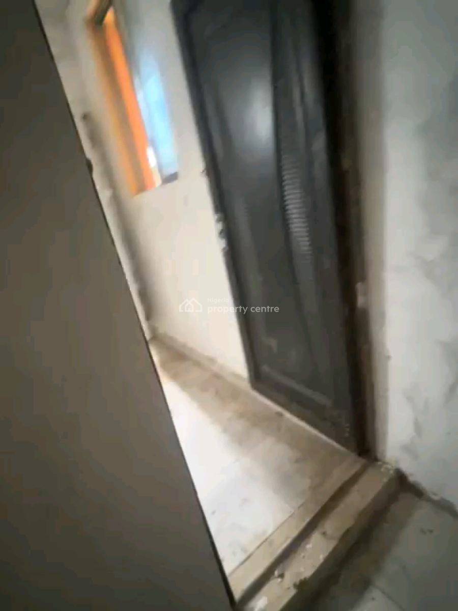 *spacious Mini Flat with 2 Toilets, Tarred Road,, Sabo, Yaba, Lagos, Mini Flat (room and Parlour) for Rent