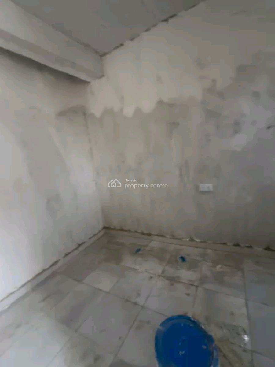 *spacious Mini Flat with 2 Toilets, Tarred Road,, Sabo, Yaba, Lagos, Mini Flat (room and Parlour) for Rent