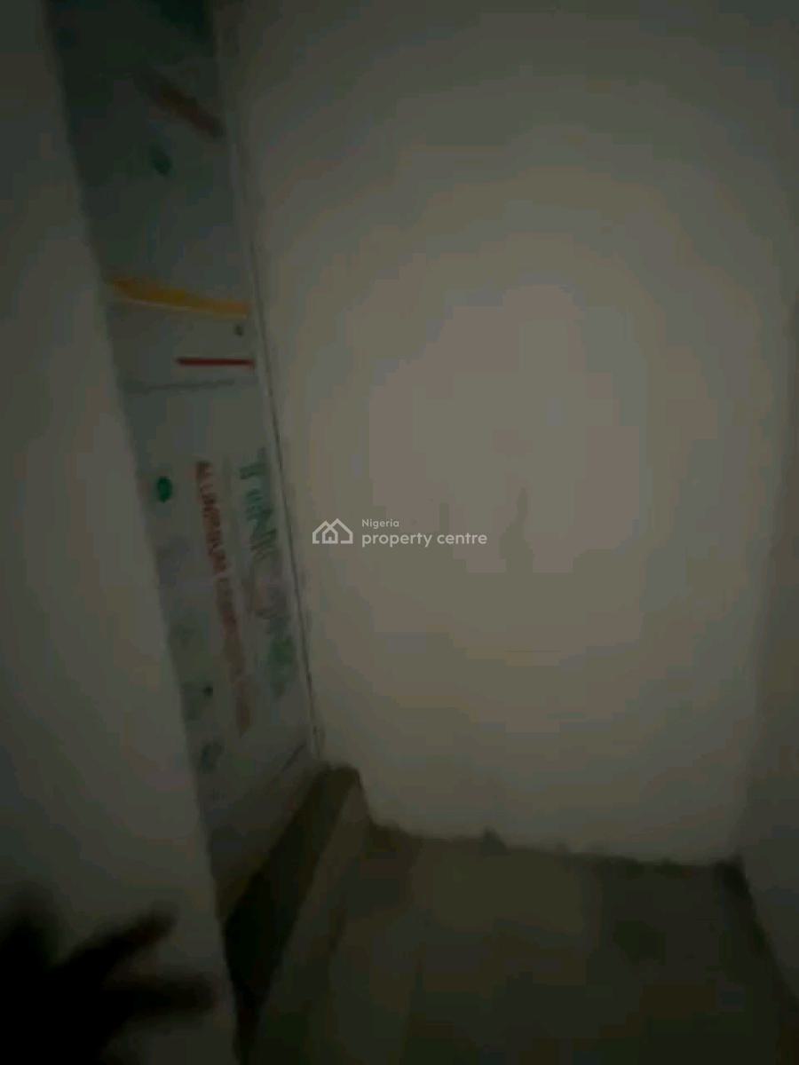 Spacious Mini Flat with 2 Toilets, Tarred Road,, Sabo, Yaba, Lagos, Mini Flat (room and Parlour) for Rent