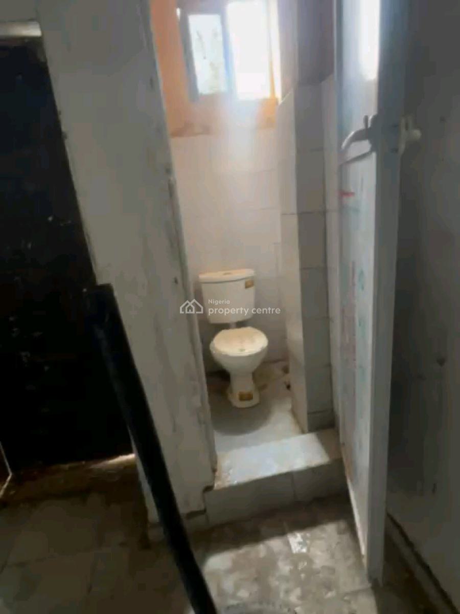 Spacious Mini Flat with 2 Toilets, Tarred Road,, Sabo, Yaba, Lagos, Mini Flat (room and Parlour) for Rent